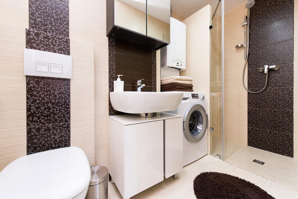Shower, Bathroom, washing machine