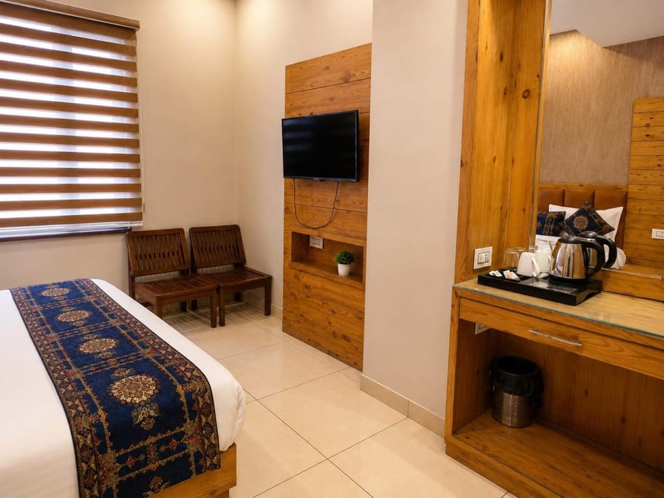 Hotel Golden Heaven Inn, Amritsar-Near Golden Temple Hotel in Punjab, India