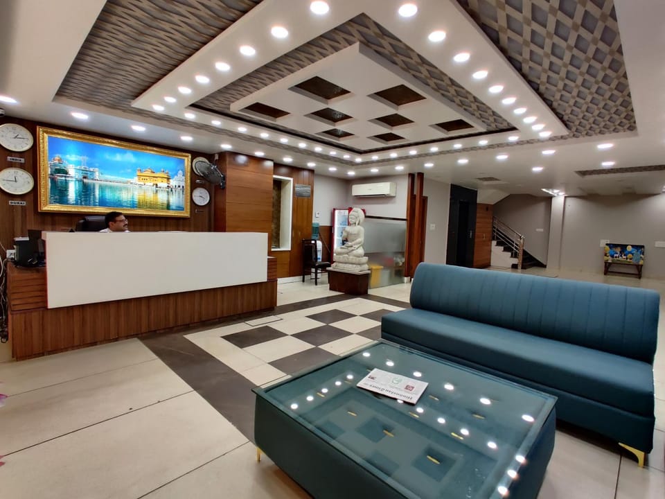 TV and multimedia, Lobby or reception, Lobby or reception, Seating area