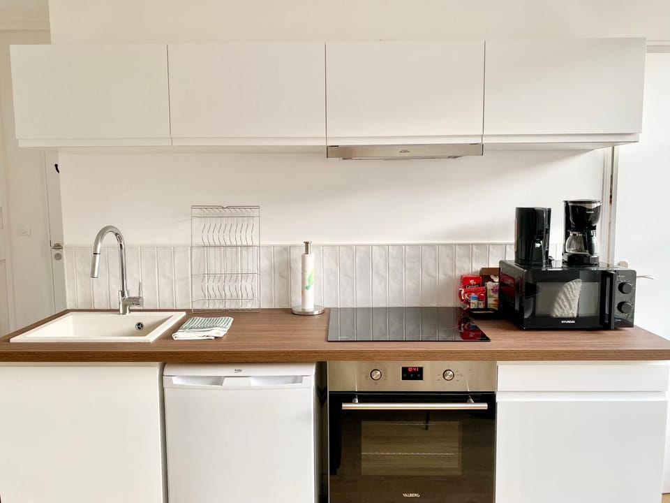 Beautiful T2 Tastefully Renovated Terrace - Madeleine Apartment in Angers