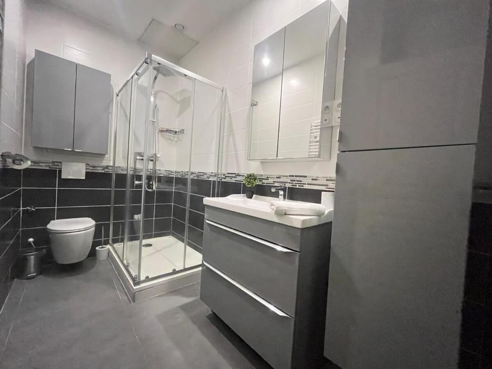E2 Poterne T3 RDC charmant proche centre-ville Apartment in Epernay