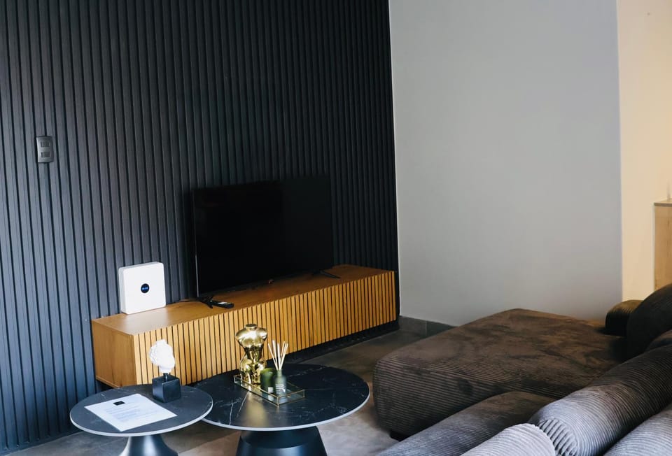 21b on SANDOWN House in Cape Town