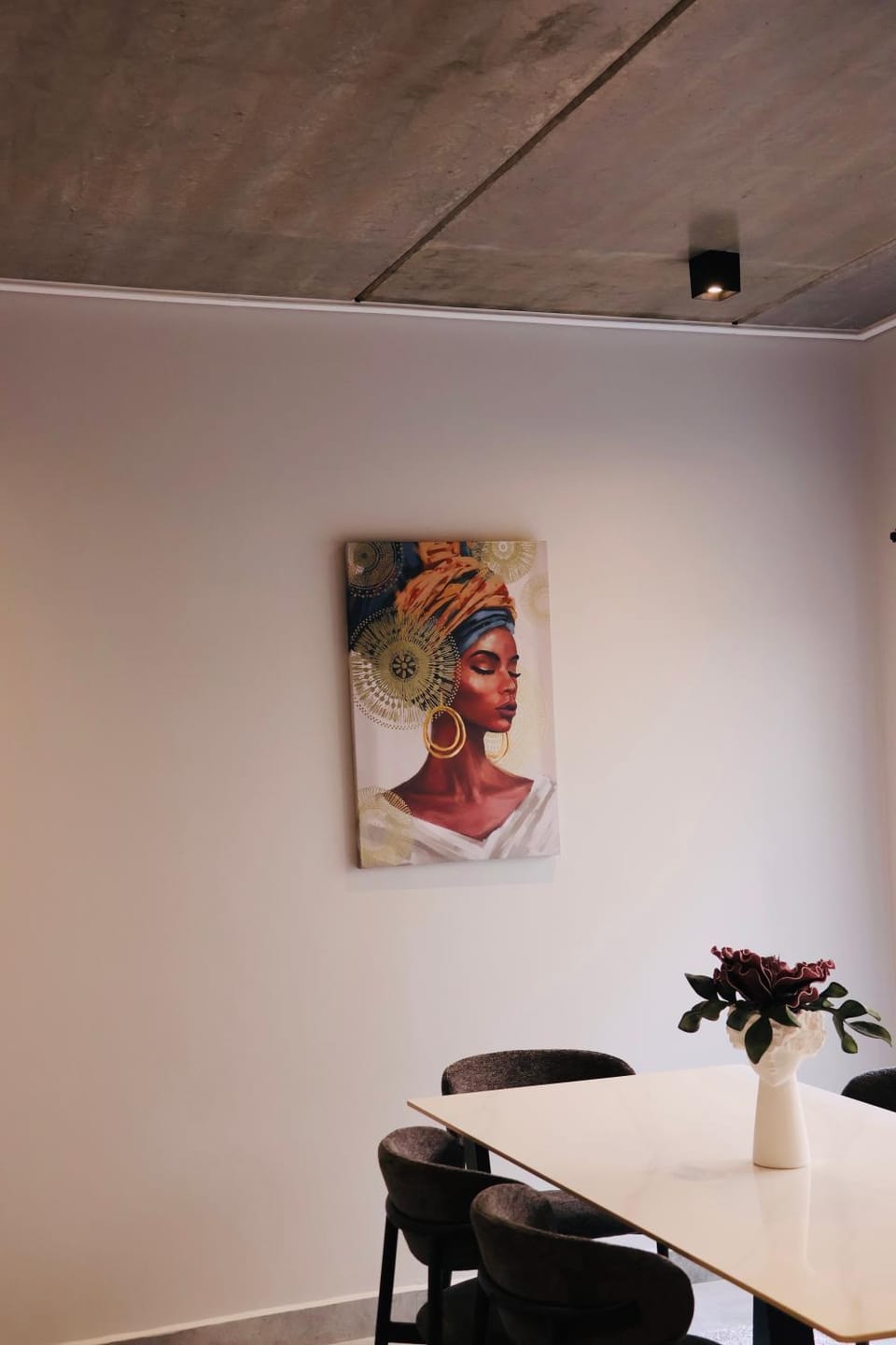 21b on SANDOWN House in Cape Town