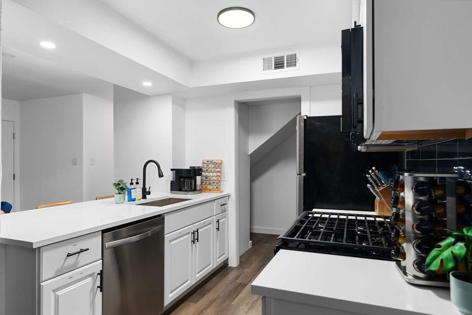 Elevated Living Steps from Zilker & South Congress House in Austin