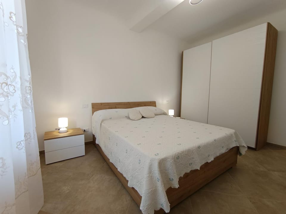 Bed, Bedroom, wardrobe