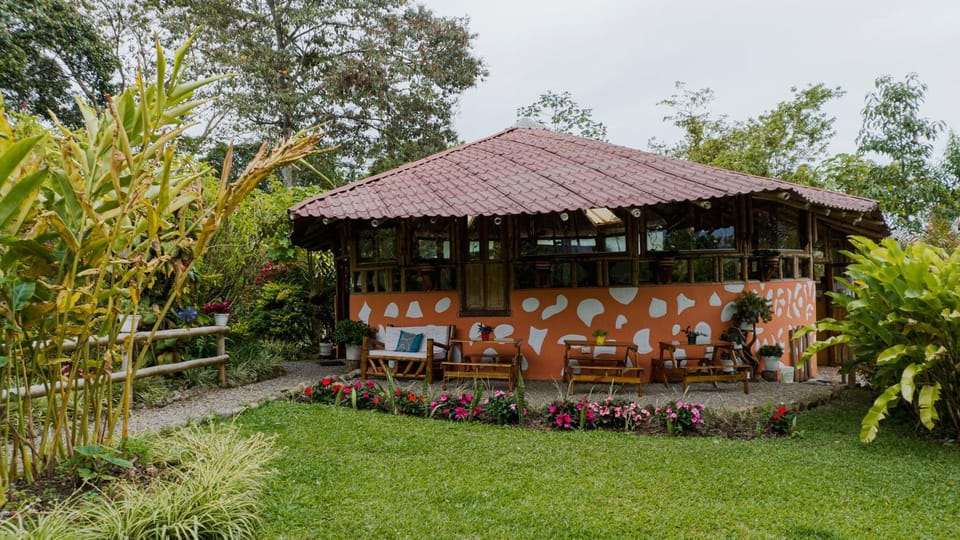 Property building, Restaurant/places to eat, Garden, Lobby or reception, Breakfast
