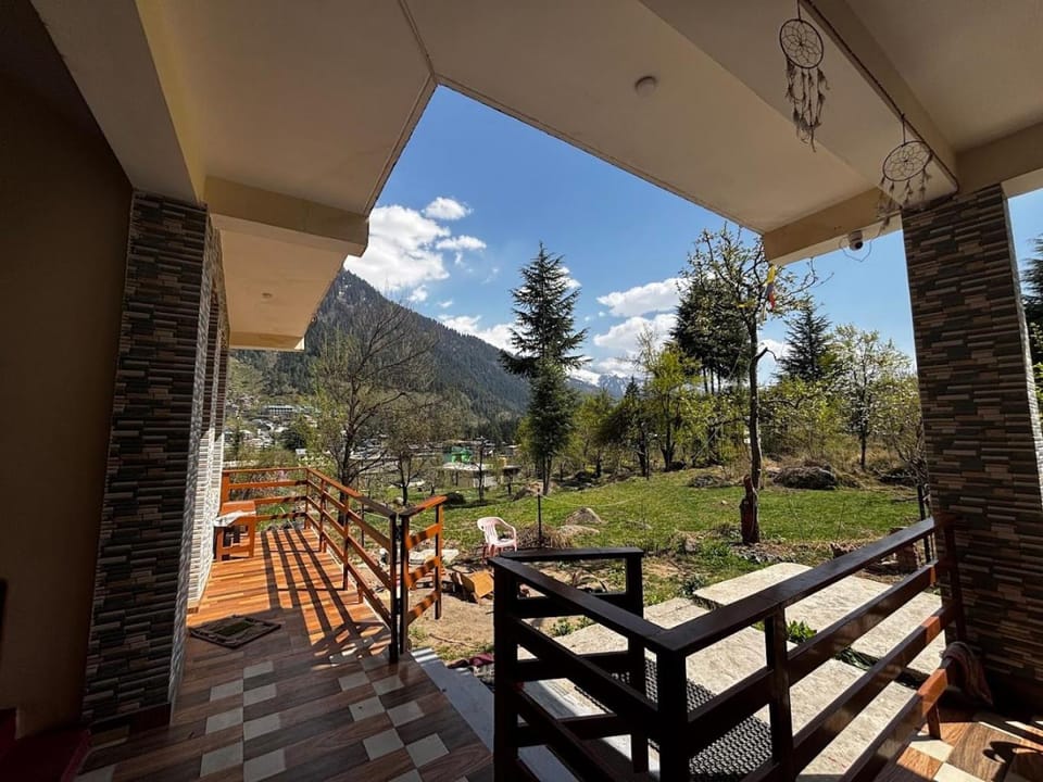 By The Way Vacation rental in Manali