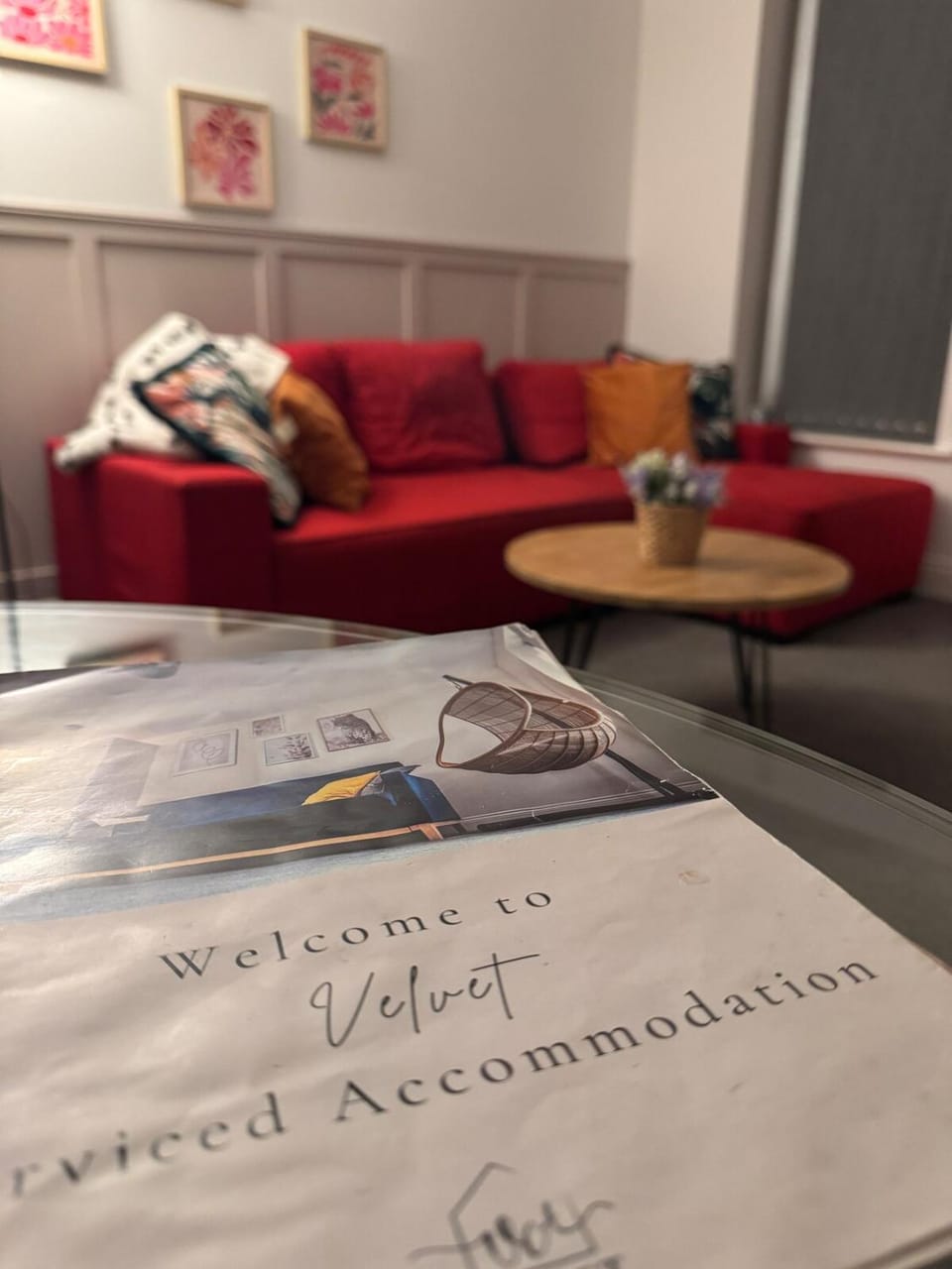 Cheerful 1-bedroom home with free parking, WiFi House in Swansea