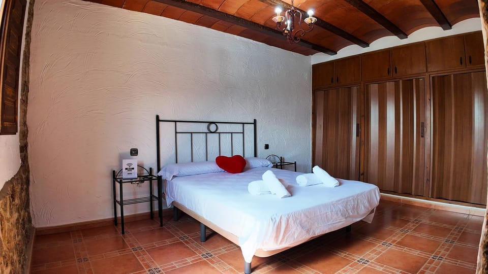 Bed, Photo of the whole room, Bedroom, towels, wardrobe