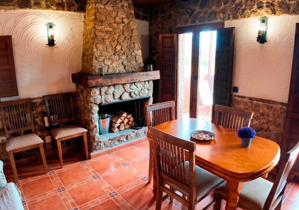 Living room, Seating area, Dining area, flat iron