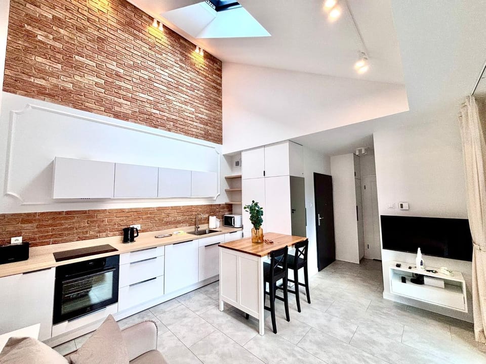 TV and multimedia, Kitchen or kitchenette, stove