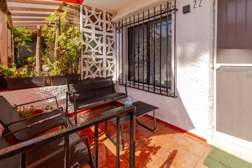 Patio, Day, Balcony/Terrace