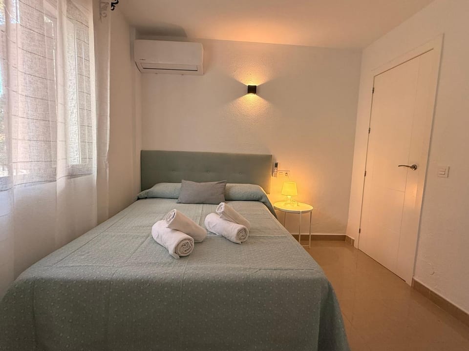Bed, Photo of the whole room, Bedroom, towels, wardrobe, air conditioner