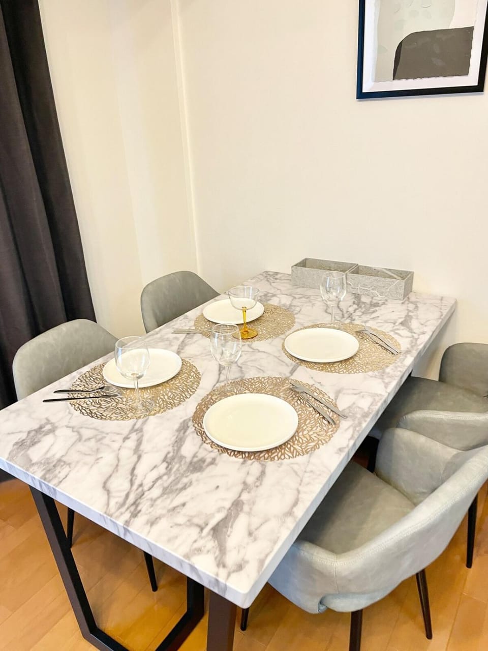 right next to Sapporo and Susukino!Maximum 6 people,4 minutes from the station, quiet area A177 Apartment in Sapporo
