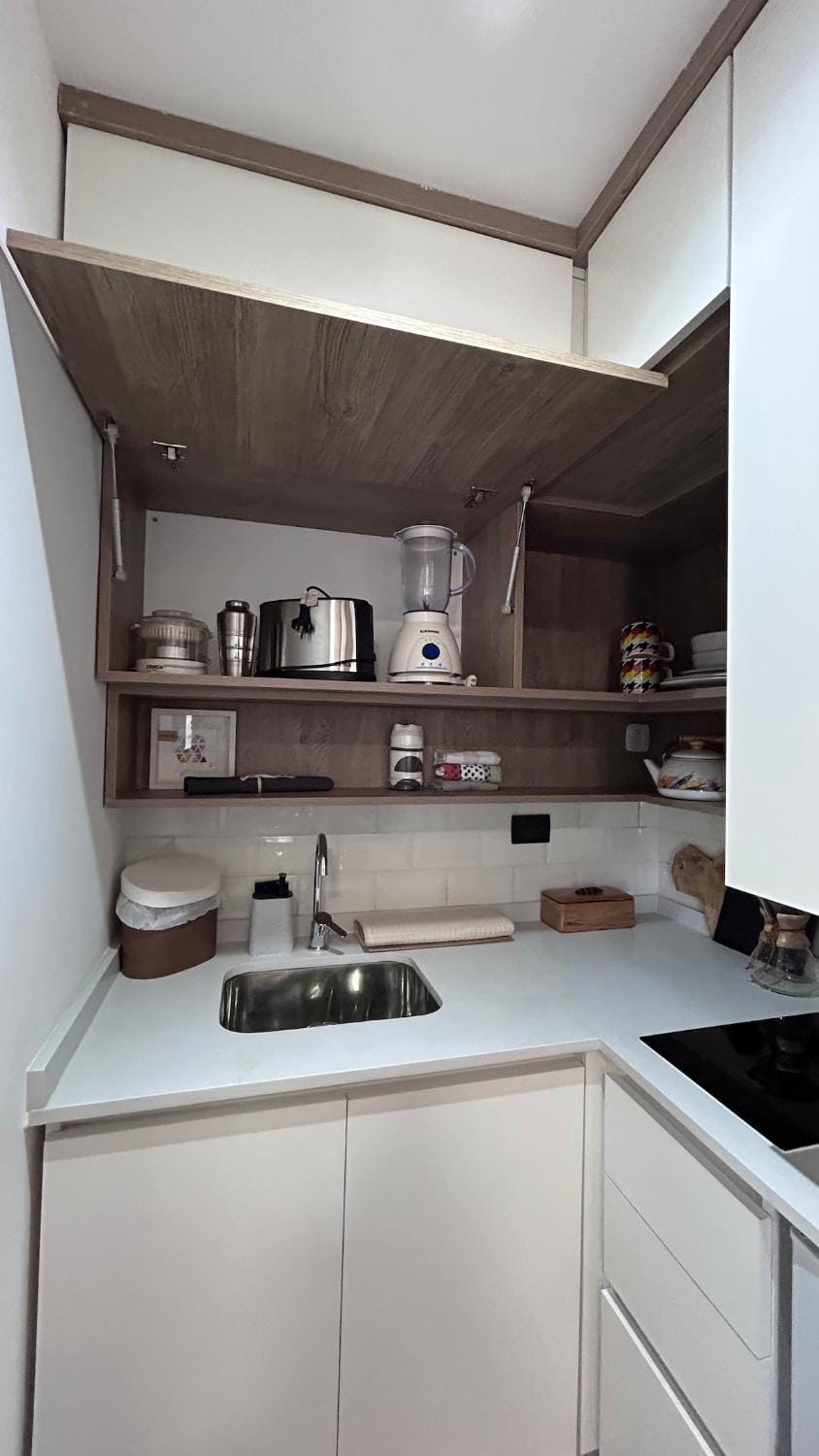 Coffee/tea facilities, Kitchen or kitchenette, minibar, stove, toaster