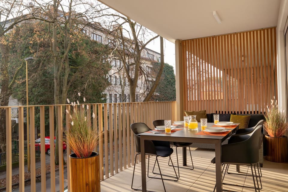 Patio, Day, View (from property/room), Balcony/Terrace