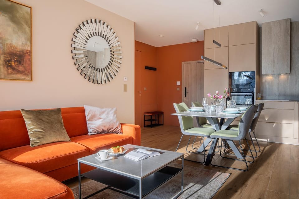 Kitchen or kitchenette, Living room, Seating area, Dining area, oven, pet friendly