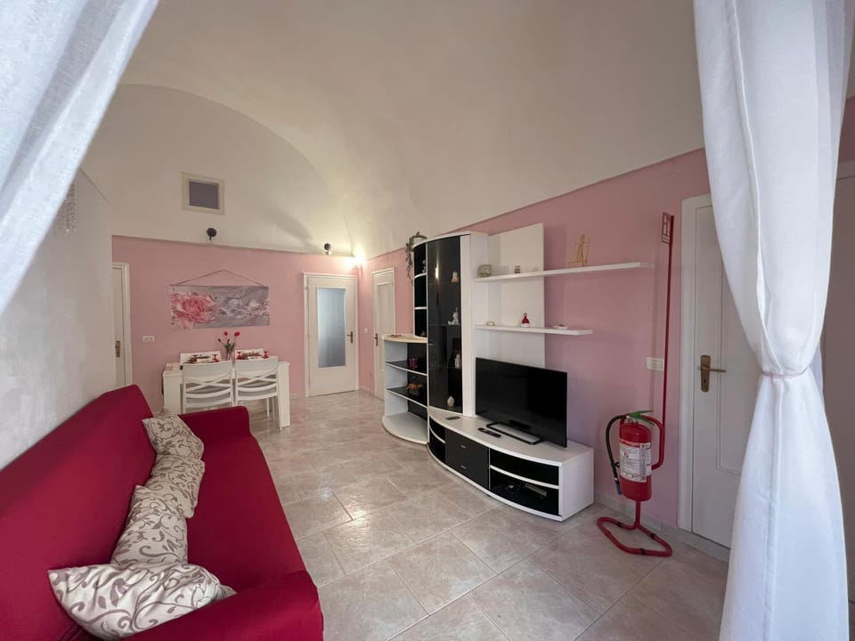 TV and multimedia, Living room, Photo of the whole room, Evening entertainment