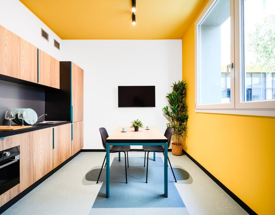 Kitchen or kitchenette