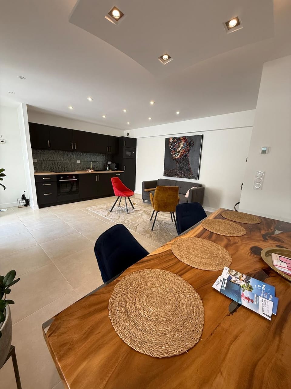 La SUITE Apartment in Séné