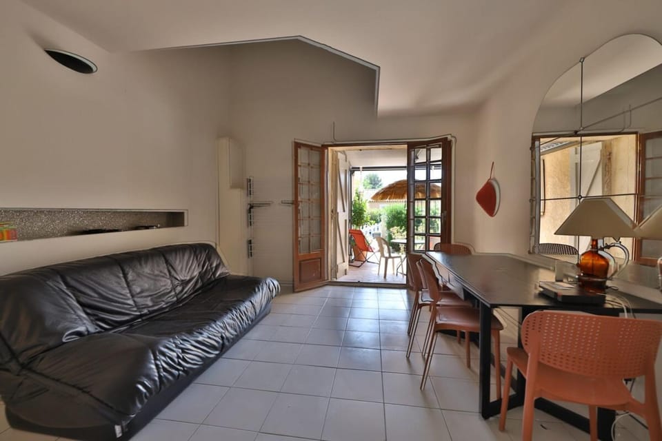 La Paillote Apartment in Provence-Alpes-Côte d'Azur