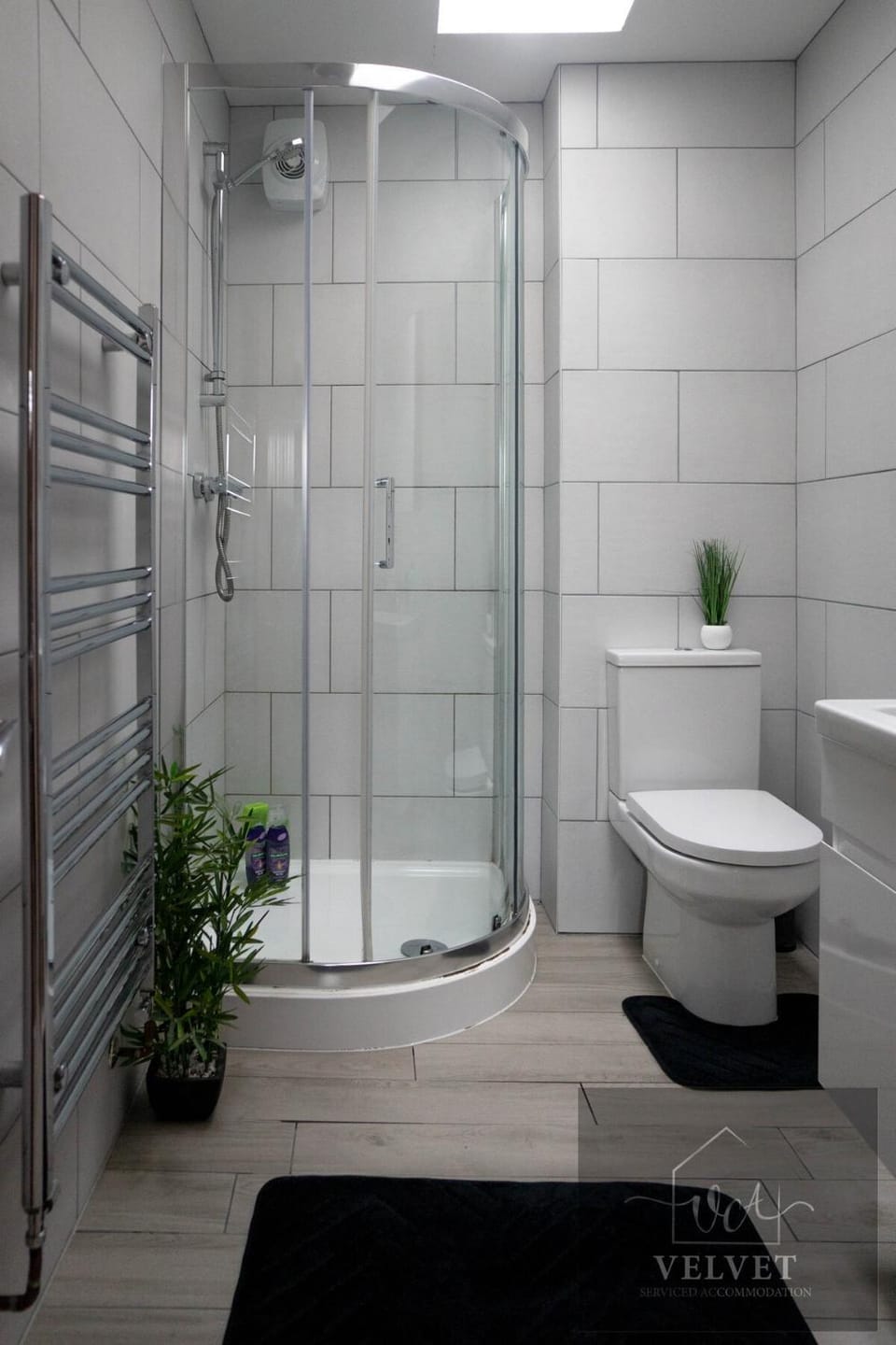 Stylish Chalet 5min to Beach House in Swansea