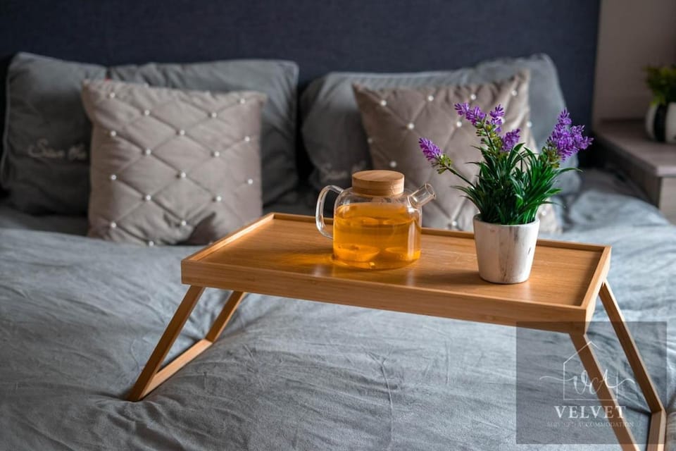 Stylish Chalet 5min to Beach House in Swansea