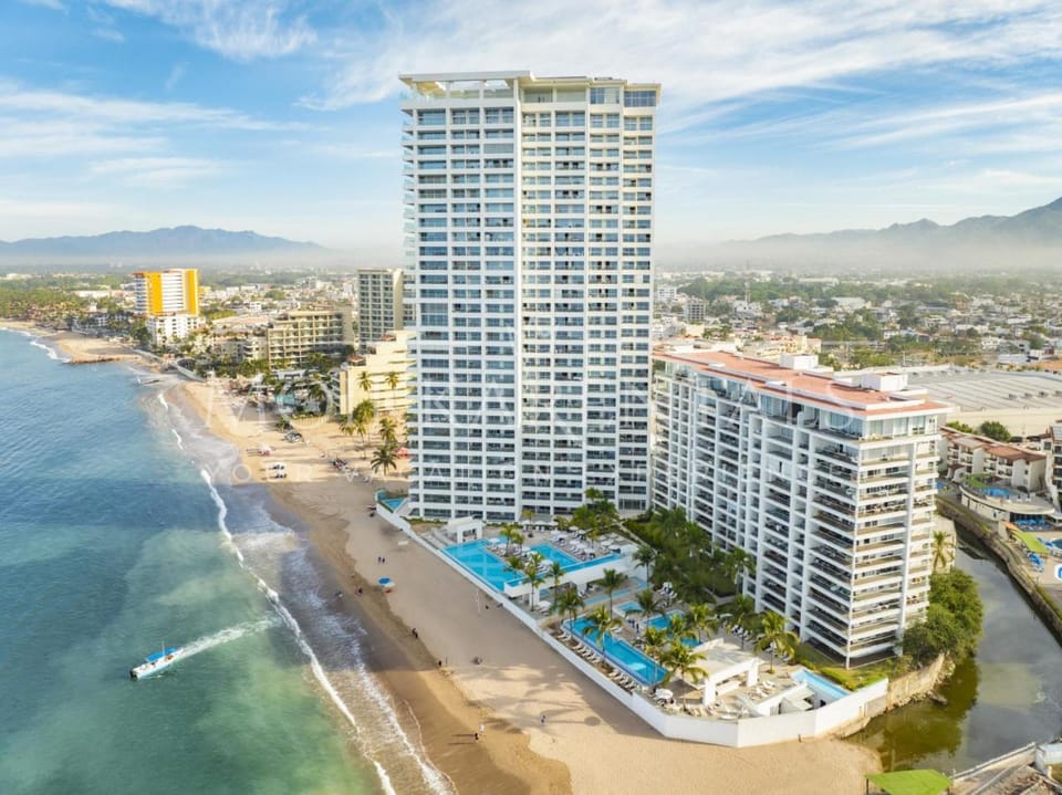 Harbor NT209 by Moikkarentals Apartment in Puerto Vallarta