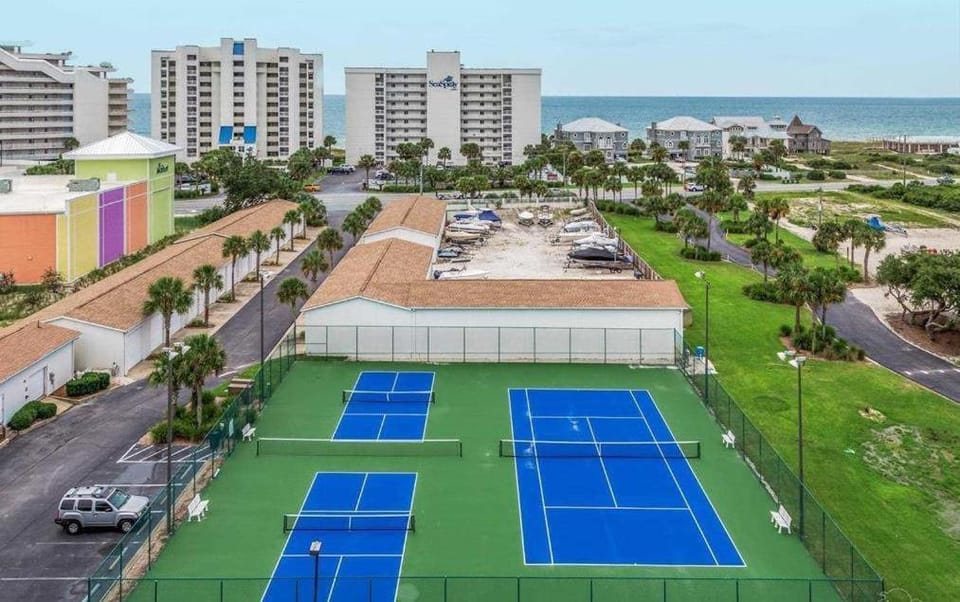 SeaSpray West 203-Gulf Front House in Ono Island