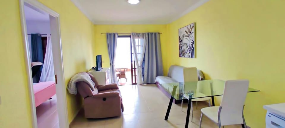 1Bed APARTMENT ON THE 1st COASTLINE WITH A OCEAN VIEW Apartment in Costa del Silencio