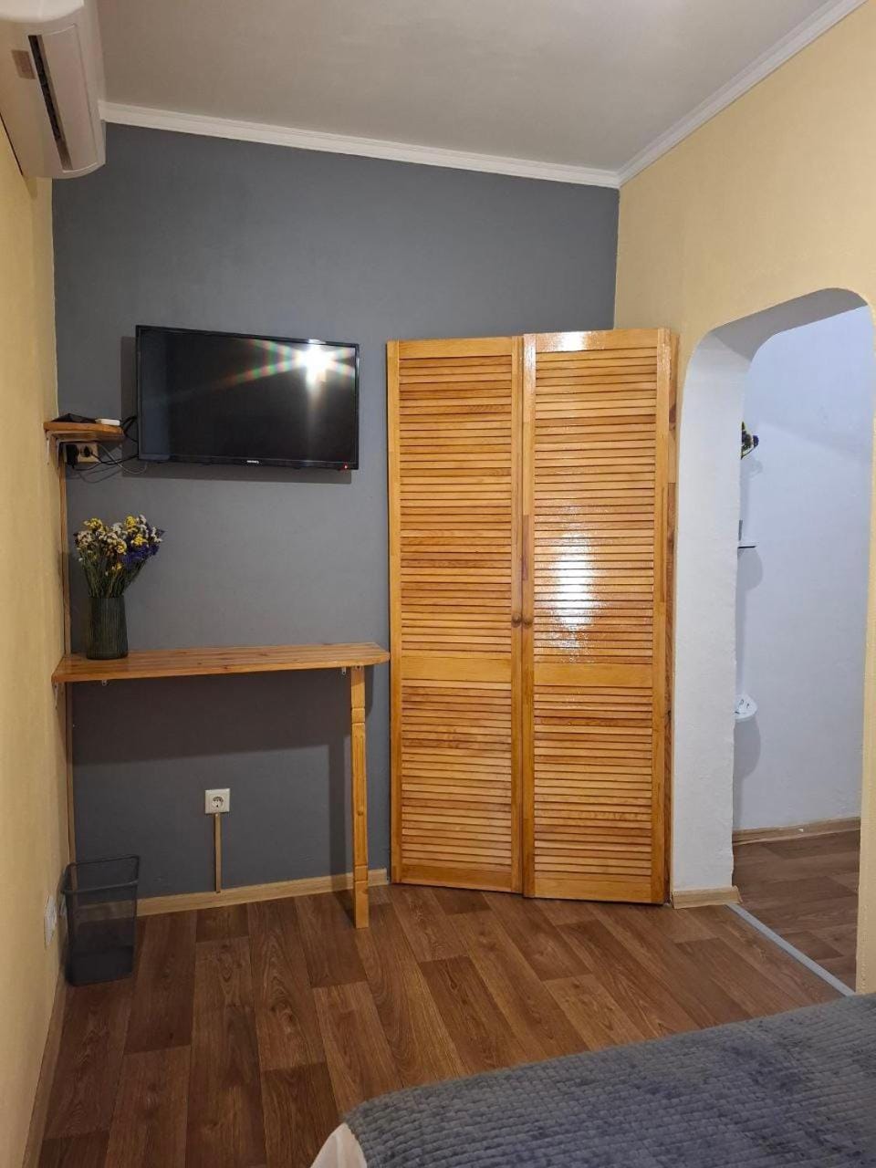 TV and multimedia, Photo of the whole room, Bedroom, wardrobe