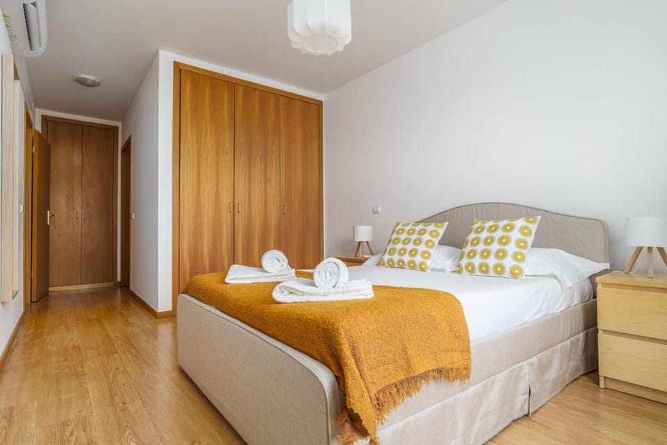 Bed, Bedroom, wardrobe