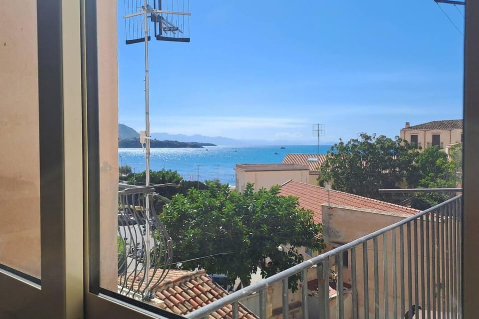 Mare Mare Apartment Apartment in Cefalu