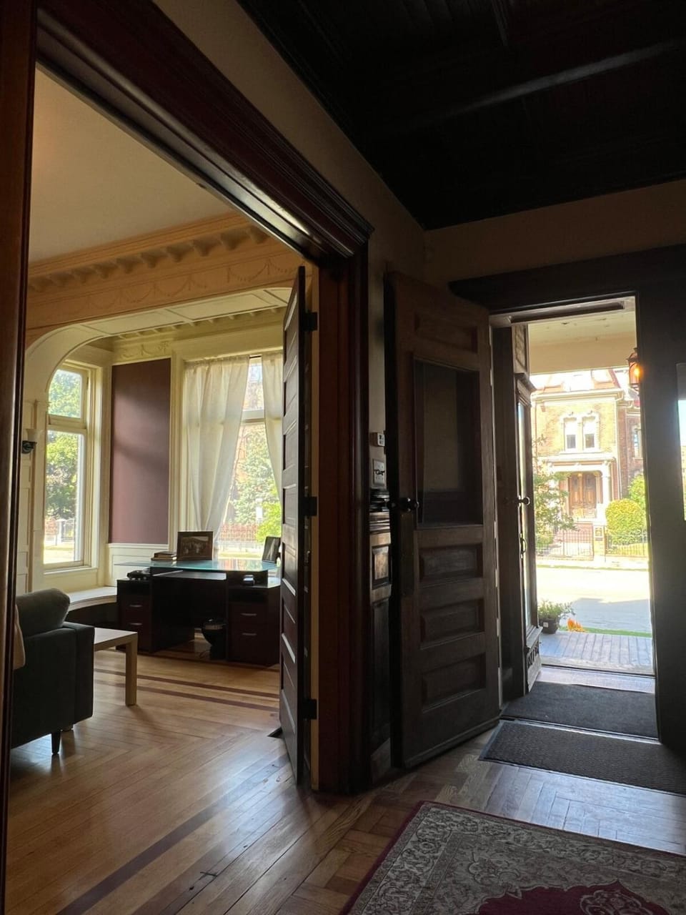Whitney Mansion Downtown Detroit House in Windsor