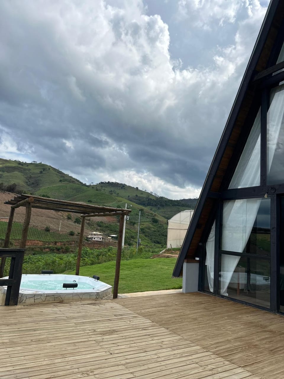 Patio, Garden, Hot Tub, Spa and wellness centre/facilities
