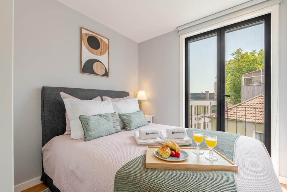 Bed, Balcony/Terrace, Bedroom, towels