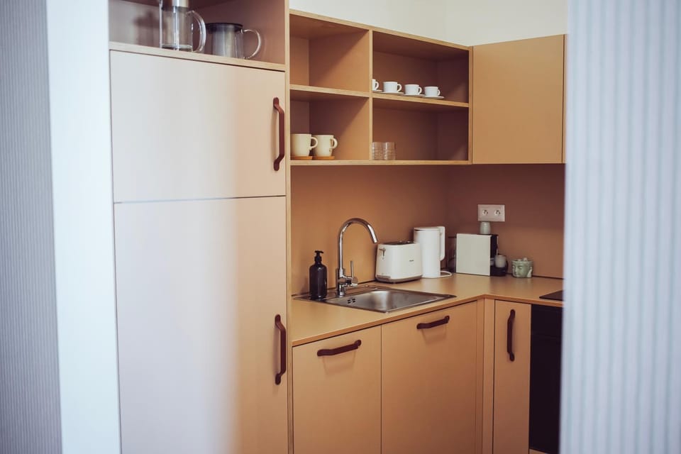 Kitchen or kitchenette, kitchen