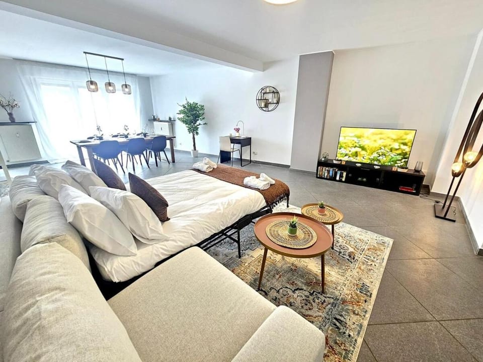 Well-Appointed 2BR flat with terrace&parking-HOL127 Apartment in Luxembourg