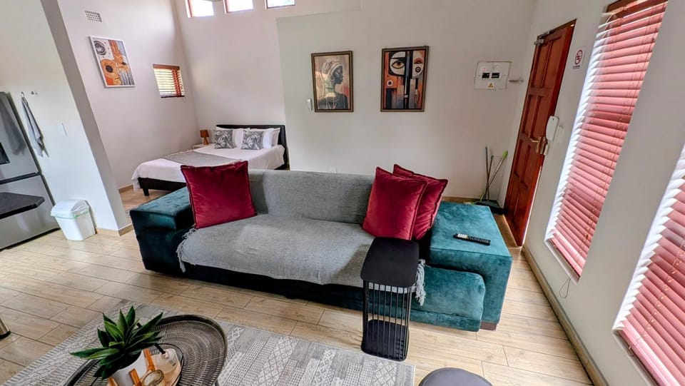 Luxury Studio in Fourways Apartment in Sandton