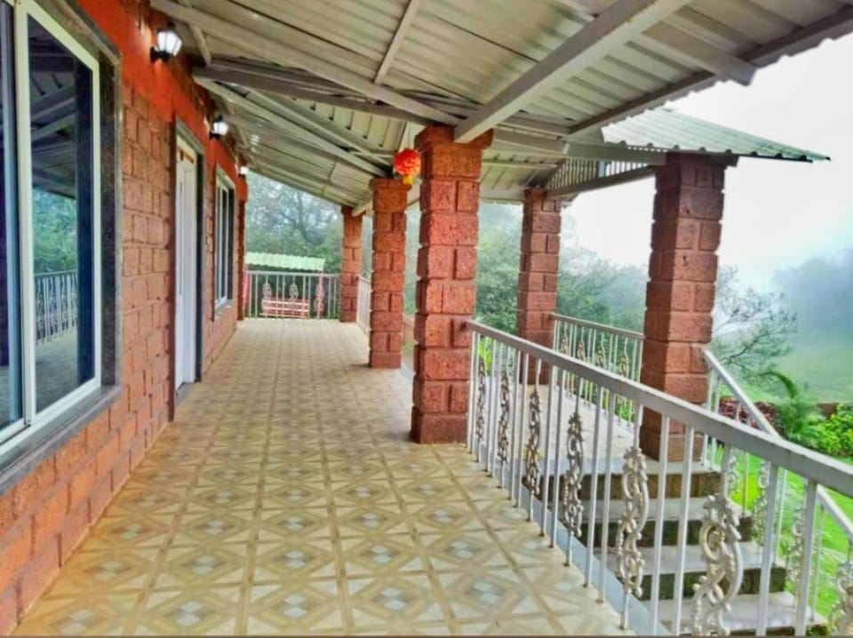Akhade's Valley Villa Villa in Mahabaleshwar