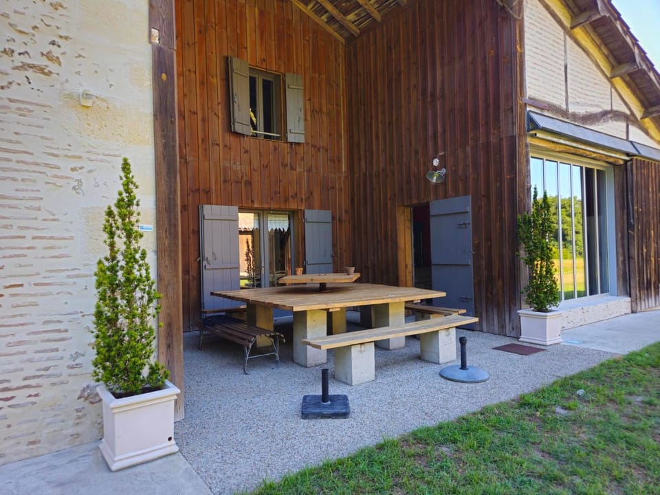 La suite d'Élie House in Nouvelle-Aquitaine