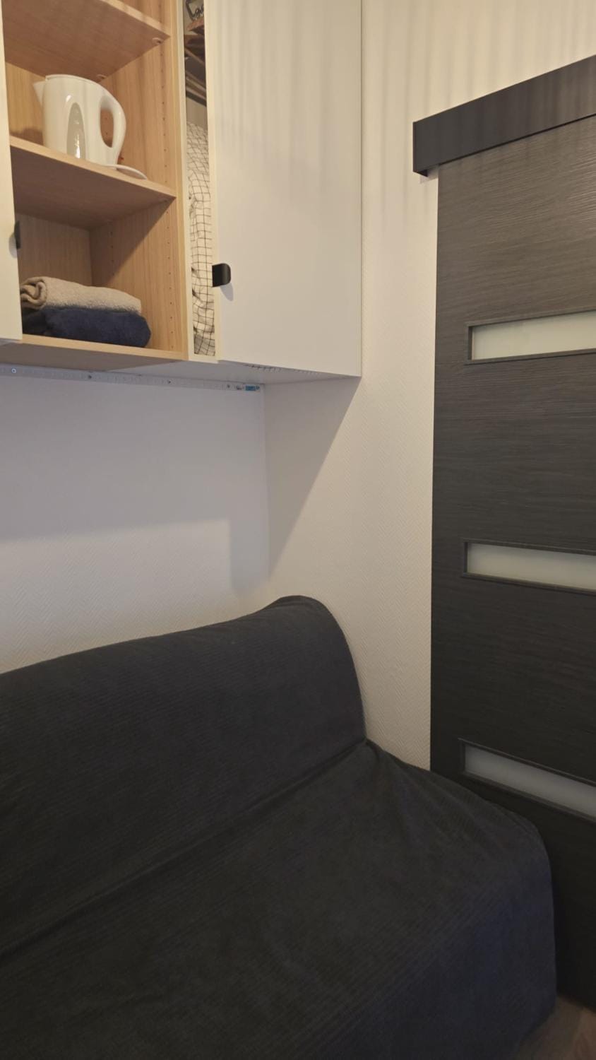 Chambre modulable au canal St Martin Apartment in Paris