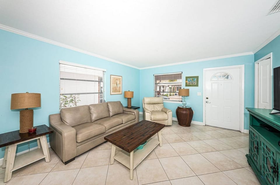 Cozy Home Near the Beach - Aloha Kai #37 - Roelens House in Siesta Beach