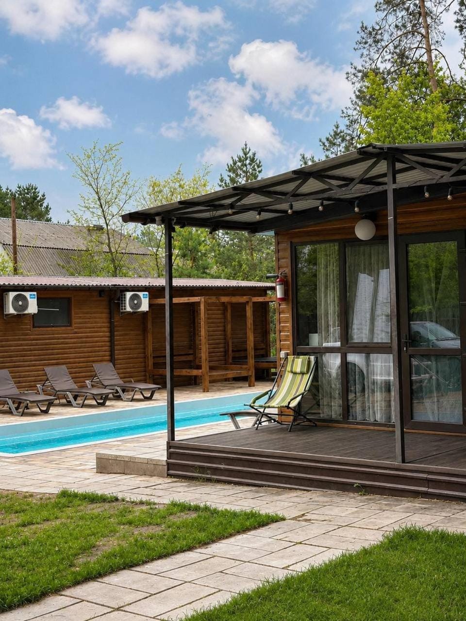 Property building, Day, Garden view, Pool view, Swimming pool, sunbed