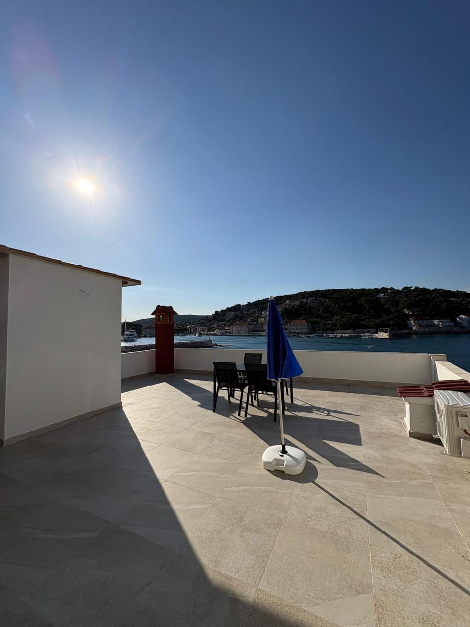 Apartments Peronja Jelsa Seafront Apartment in Dubrovnik-Neretva County