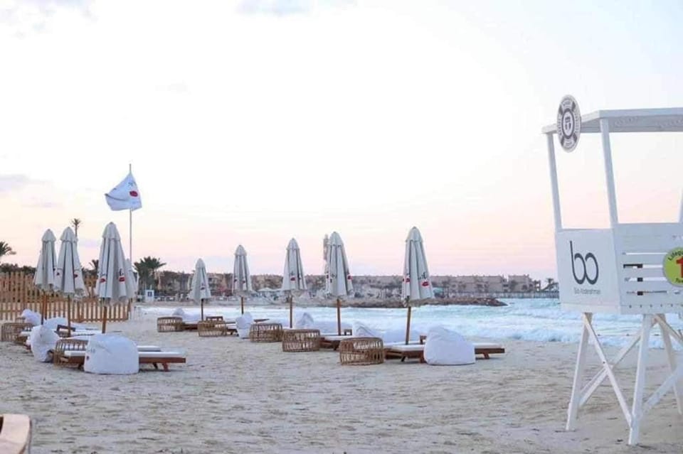 Natural landscape, Sea view, sunbed
