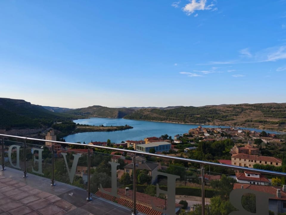 City view, Lake view