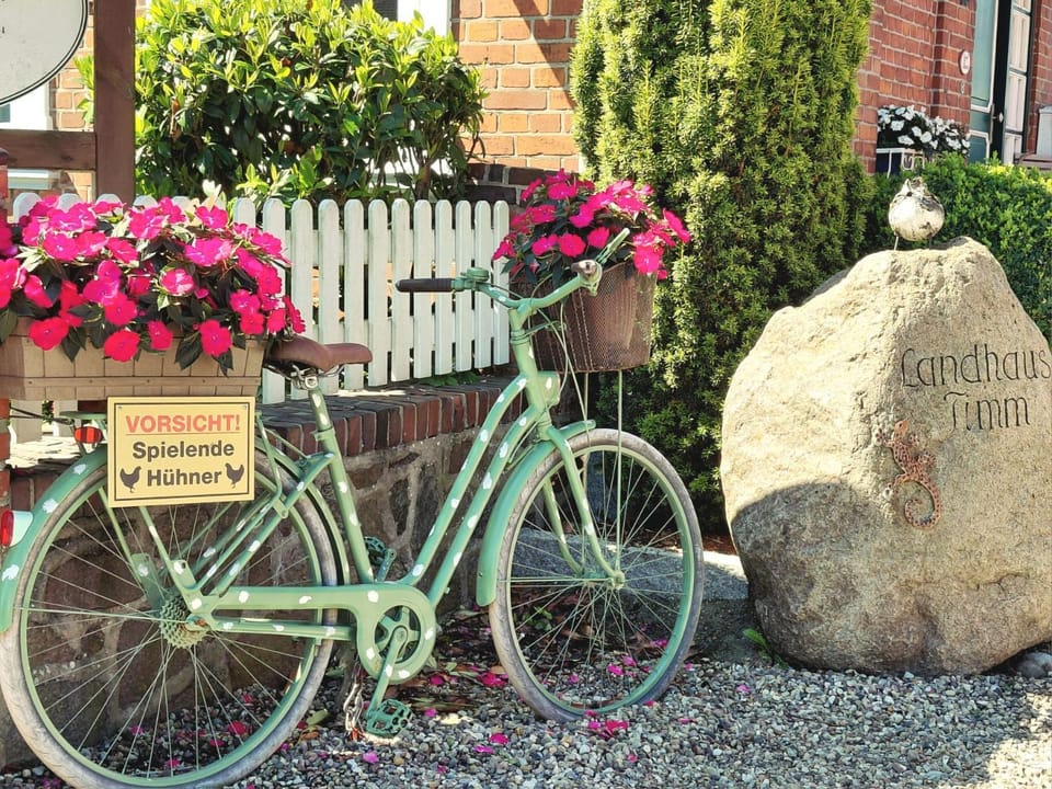Property logo or sign, Cycling
