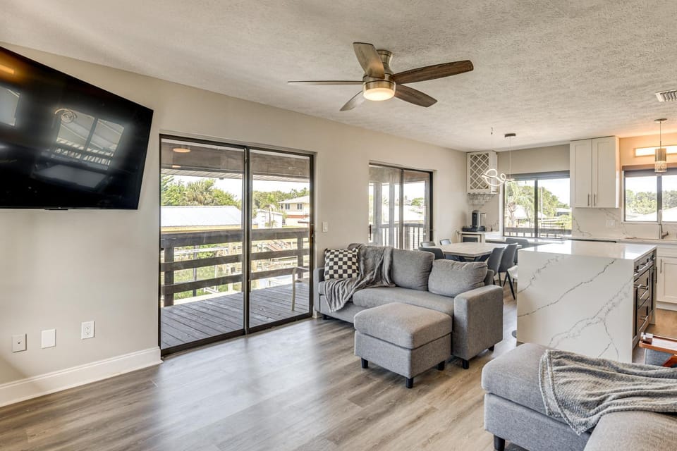 Outdoor Oasis w/ Boat Slip & Spa in St Augustine! House in Butler Beach
