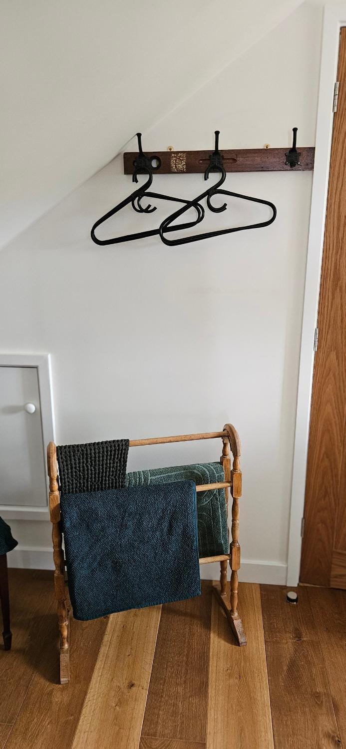 White Cottage Loft Apartment in Charnwood